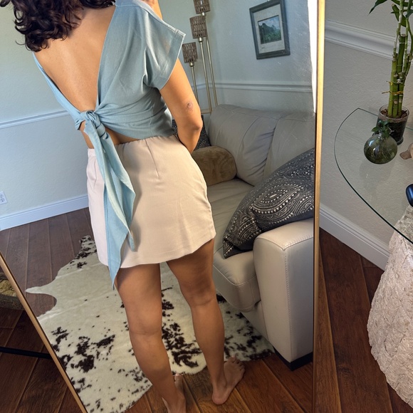 EUROPEAN LINEN BASICS - tie top, tie in front or back! - Size s/m - Picture 2 of 3